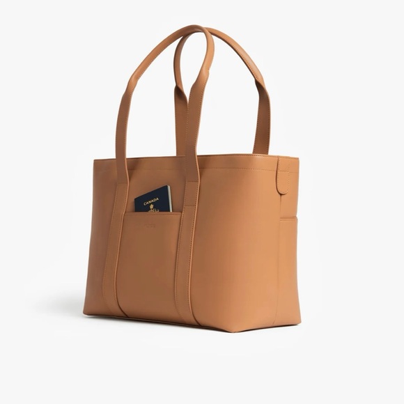 Elegant Tan Tote Bag - Picture 2 of 11